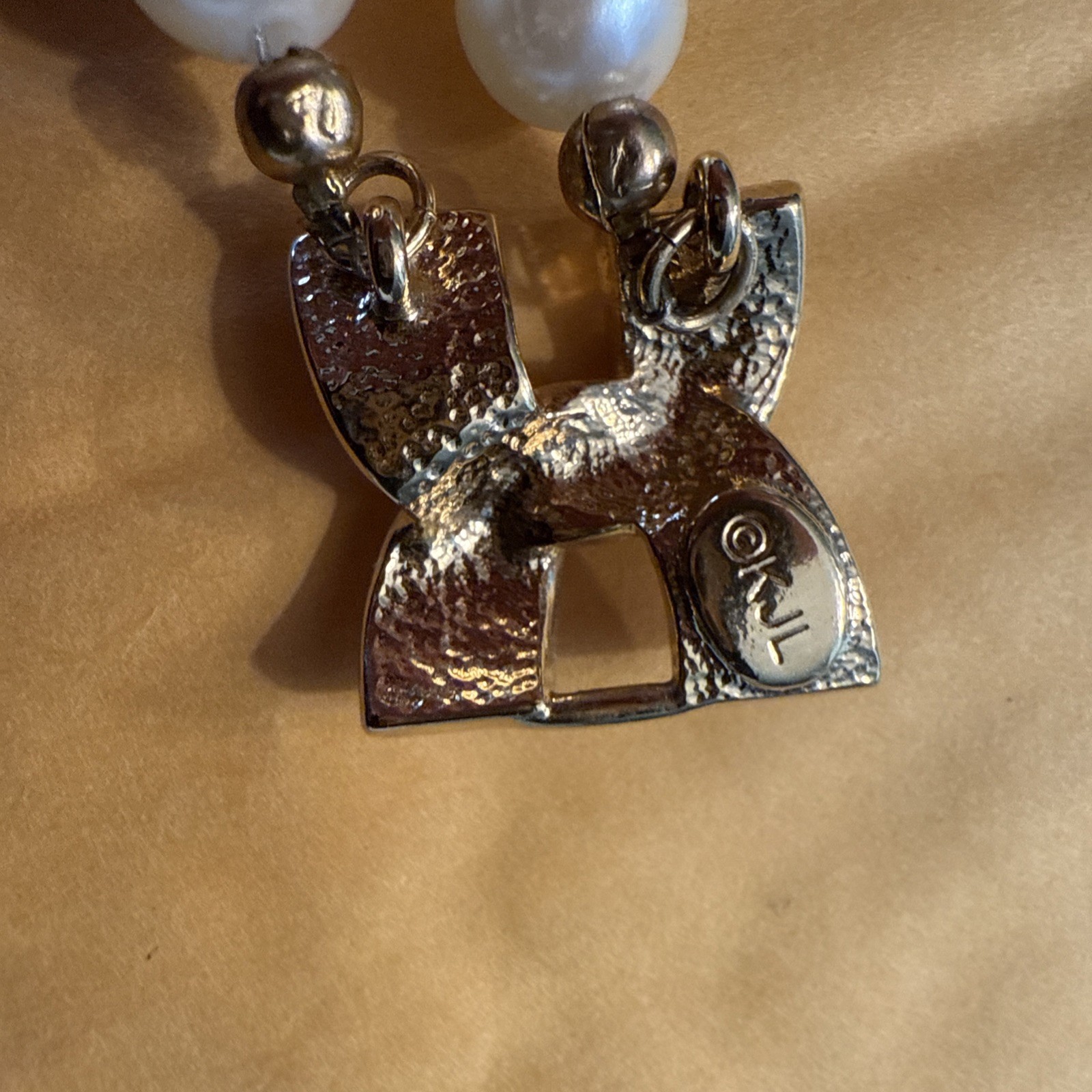 KJL Kenneth Jay Lane Vintage Pearl Bracelet - image 3