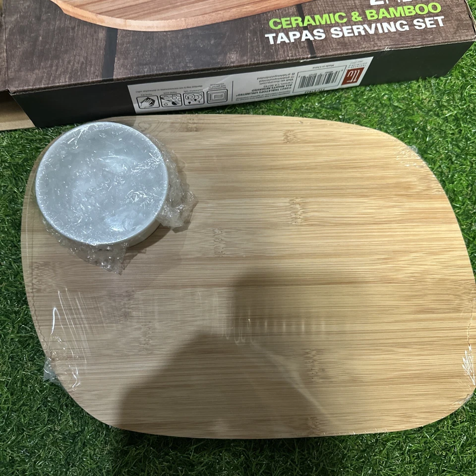 Denmark Ceramic And Bamboo Serving Set - Image 2 of 4