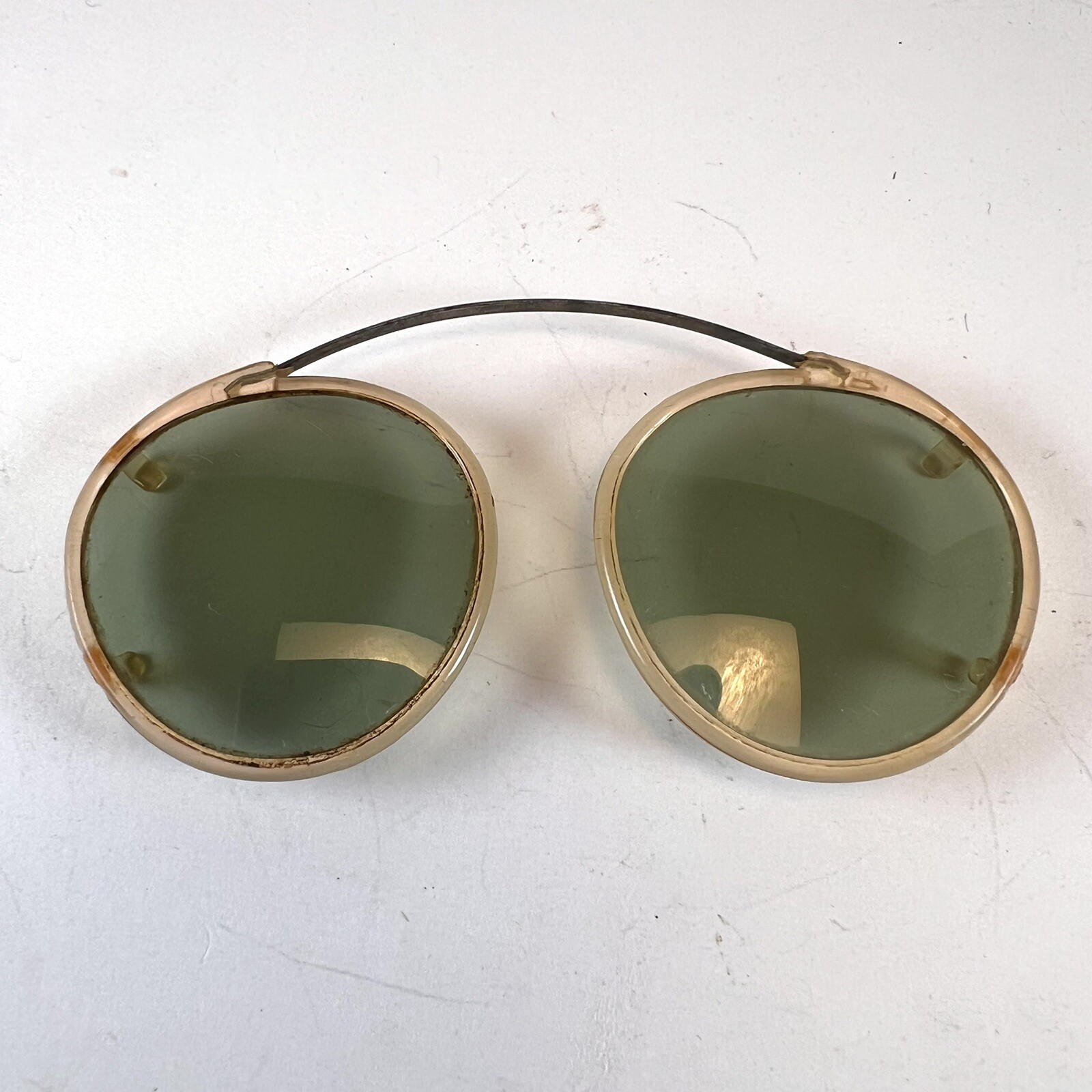 Vintage Clip On Sunglasses Wire & Zyle Flexible Frame Gold Tone Green Lenses