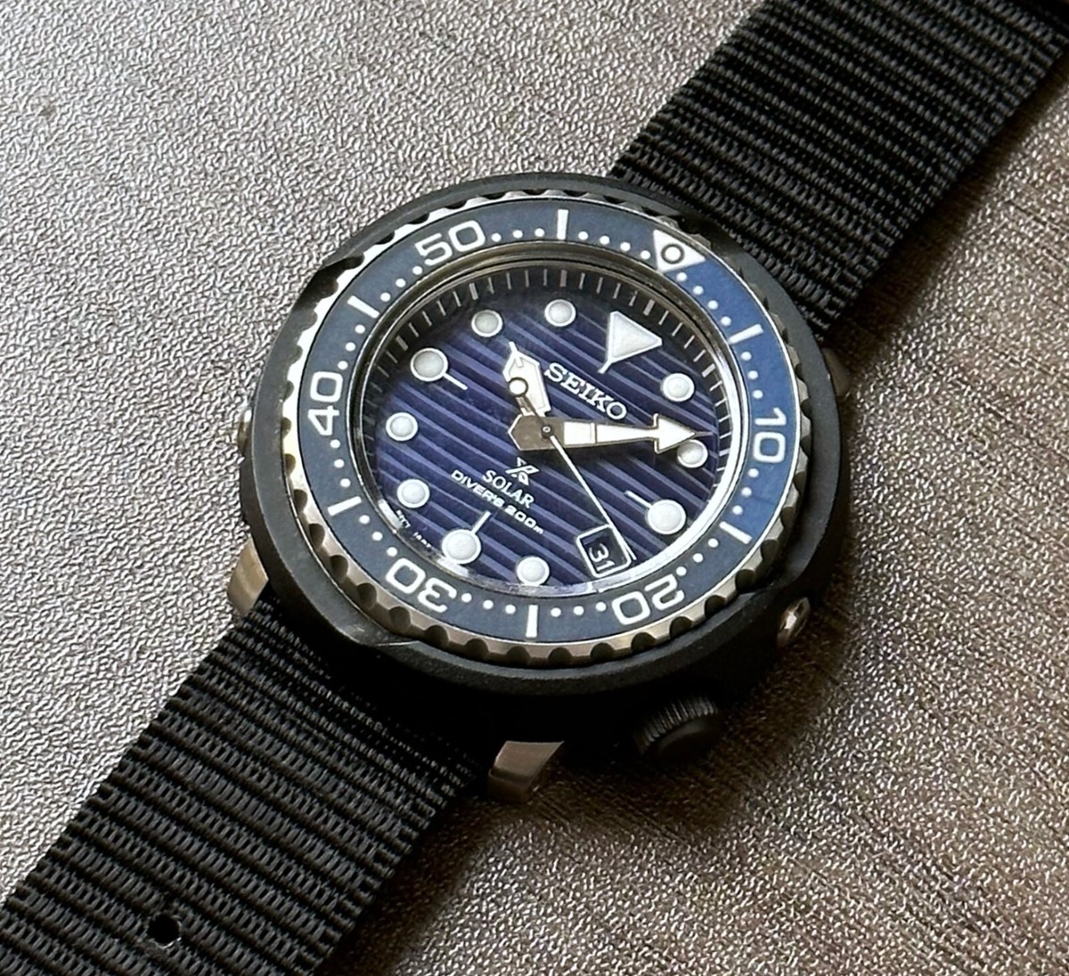 Seiko V157-0CX0 Solar Diver Men's Wristwatch Made In Japan
