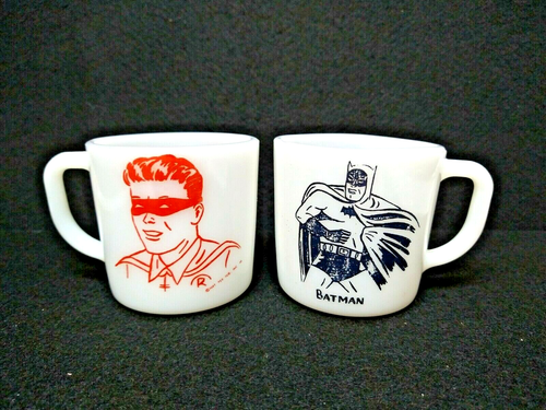 Lot 2 WESTFIELD Batman Robin milk glass mugs