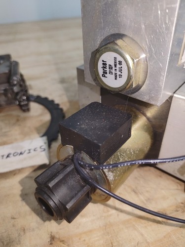 Parker BV18-S9-WD12L Valve CV103P =NOS Spares= BV18SIS9OWD42L - Picture 8 of 12