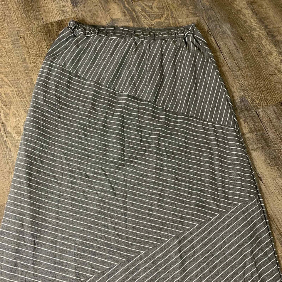 Maxi Falda Oliva y Roble Mujer Talla Pequeña Gris Blanco Multistriras Pull On Sin Forro Foto 2 de 4