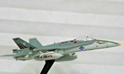 Daron (PS5338-3) F/A-18C Hornet VFA-131 ''Wildcat'' Die Cast New US Navy 1:150