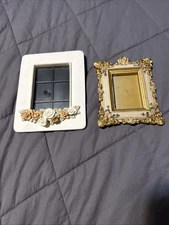 2-VTG Mini Picture Frames
