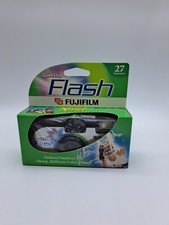 Fuji QuickSnap Flash 35 mm one time use camera-New- Exp: 2006