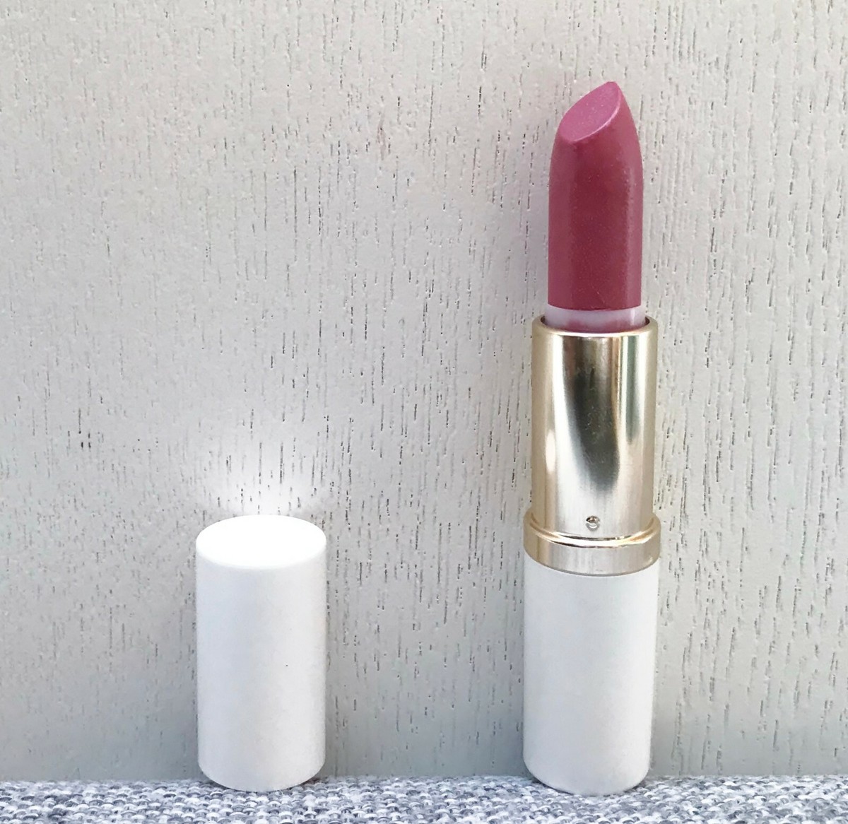 1x ESTEE LAUDER Pure Color Crystal Lipstick, #03 Crystal Pink