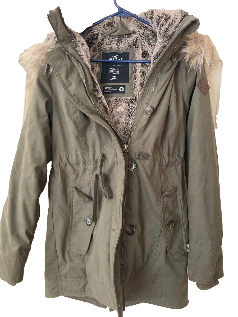 HOLLISTER HERITAGE COLLECTION ARMY GREEN COAT WOMANS SIZE XS