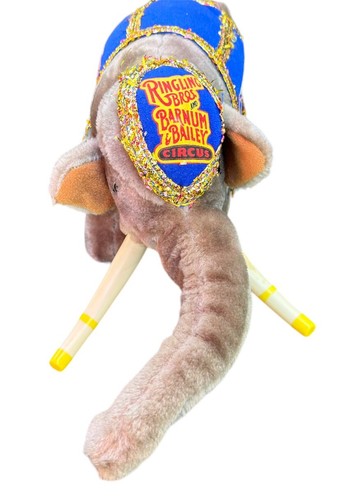 Ringling Bros Barnum & Bailey Circus Plush Elephant Gunther Farewell Tour 16" - Picture 5 of 10
