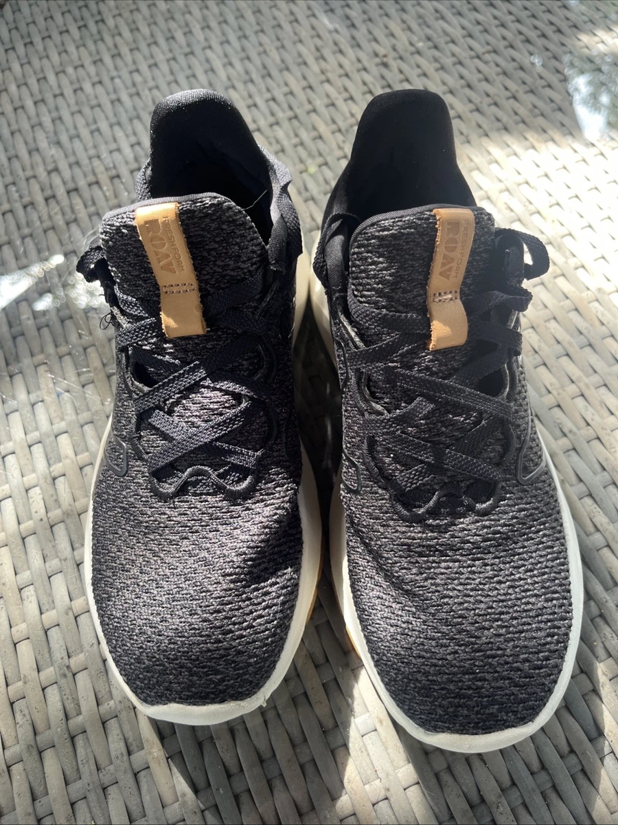 New Balance Fresh Foam ROAV V2 Sneakers sz 10.5 Black Sea Salt Great Condition! Size 10.5 - New Balance Fresh Foam Roav v2 Black Sea Salt  main image 4