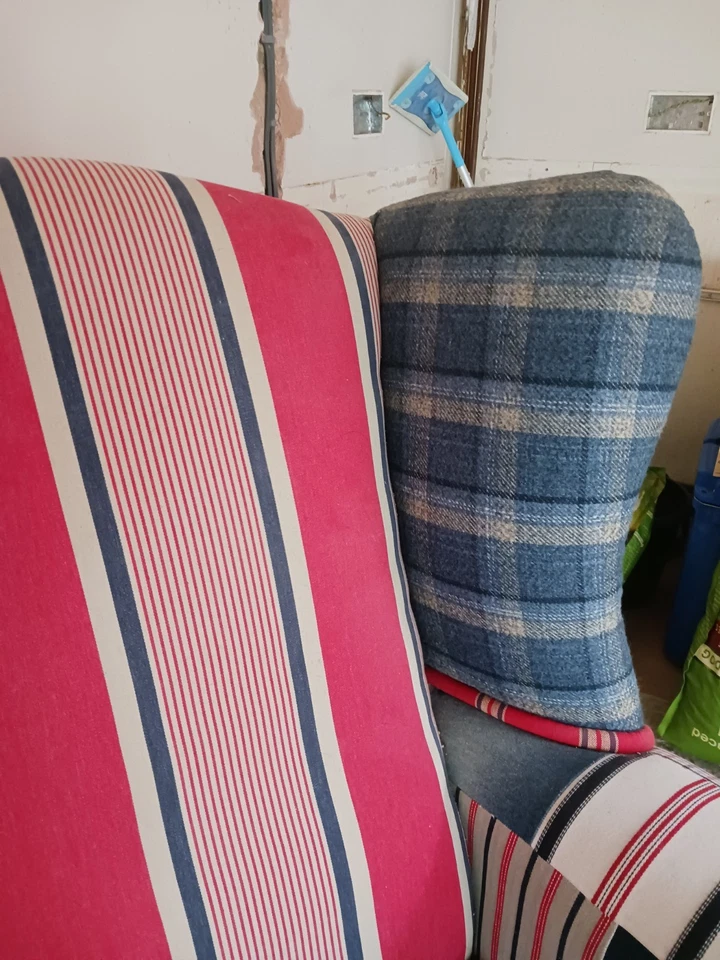 Laura Ashley Wing Back Chair.  Denbeig - Image 3 of 4