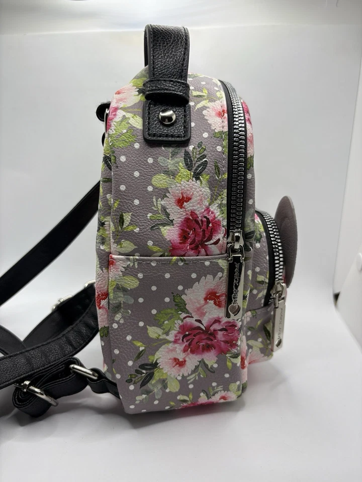 Mini mochila Betsy Johnson cara de perro Foto 3 de 4