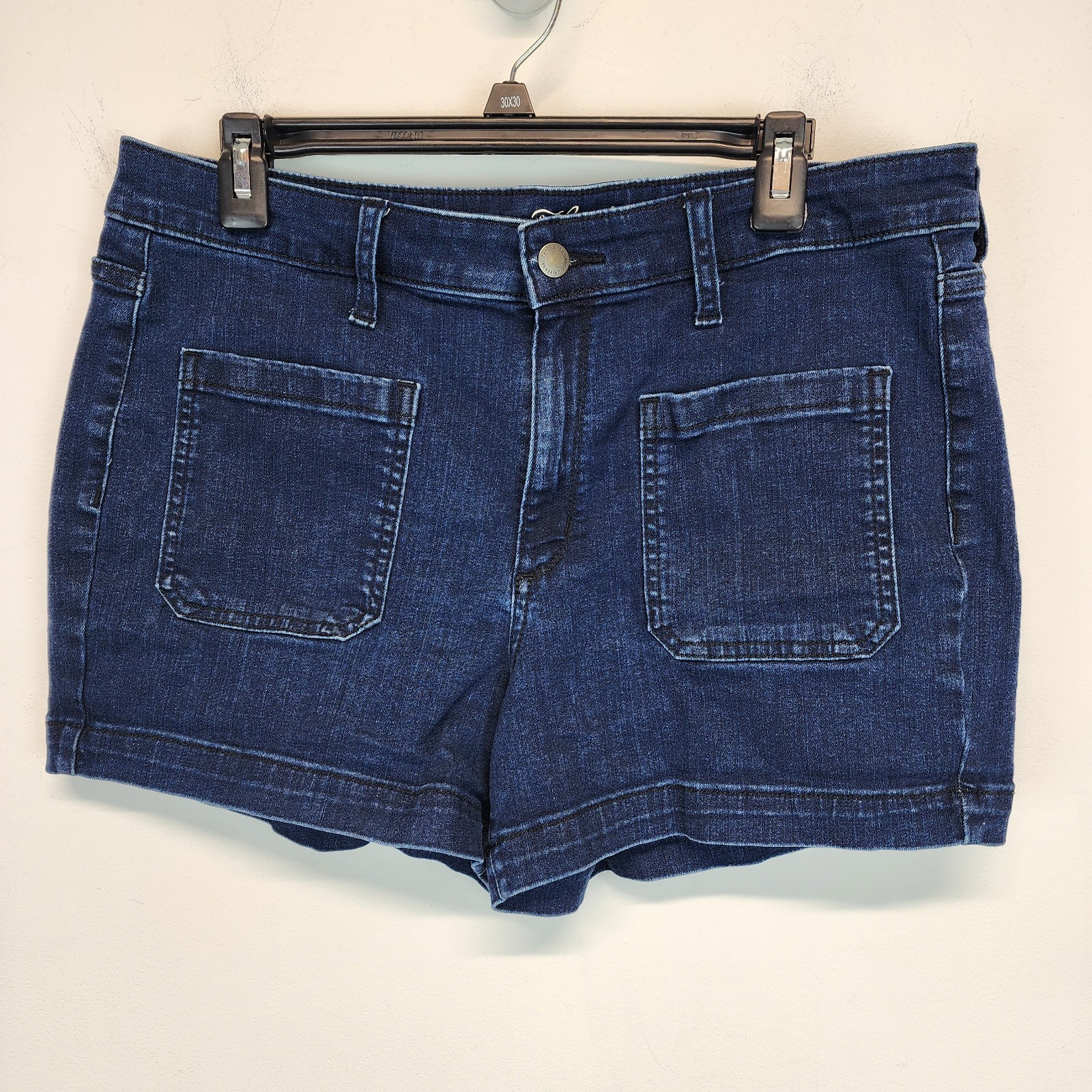Universal Thread Patch Pocket Denim Shorts Size 1… - image 1