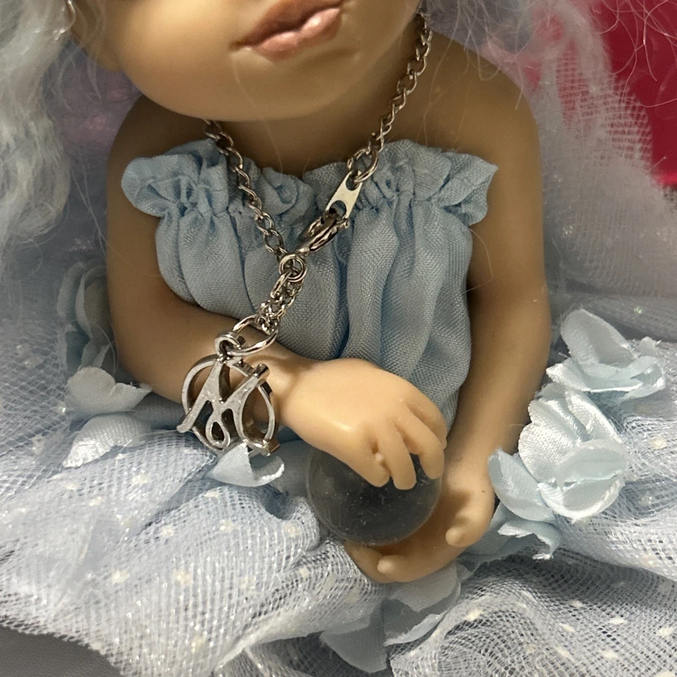 RARO Marie Osmond Whimsy Azul 8 Pulgadas Mariposa Hada Porcelana Muñeca Completo Certificado de Autenticidad Foto 2 de 4