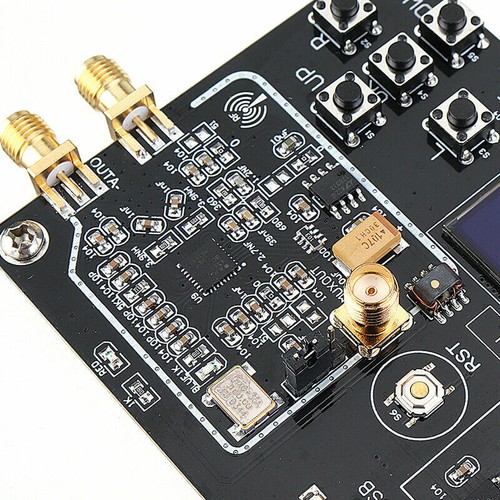 ADF4351 Modulo generatore di segnale 35M-4,4 GHz spazzatrice segnale sorgente RF STM32 + OLED - Foto 8 di 9