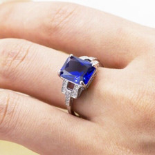 2.5CT Simulated Sapphire Luxurious Proposal Ring 925 Silver Plated Bridal Ring