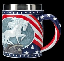 Krug Pferd - Unconquered - Amerika USA Deko Humpen Mottoparty - 500 ml