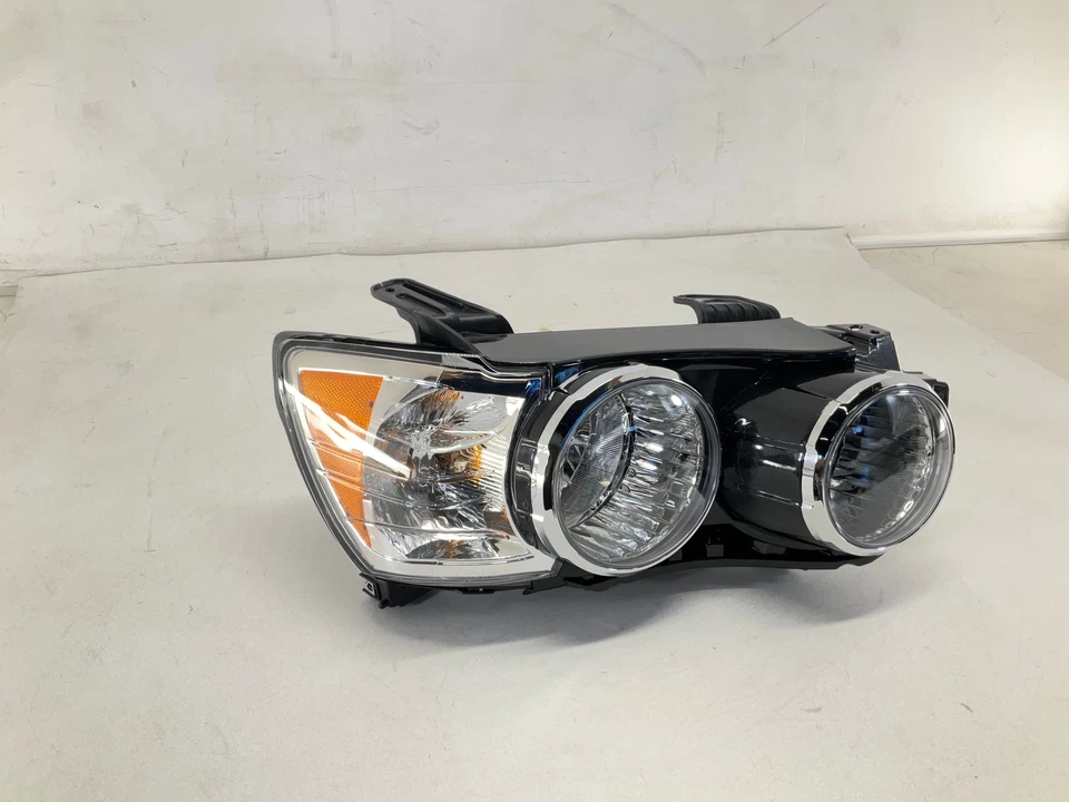 Luz delantera derecha TYC para Chevrolet Sonic 12-15 nueva RB CM Foto 3 de 4