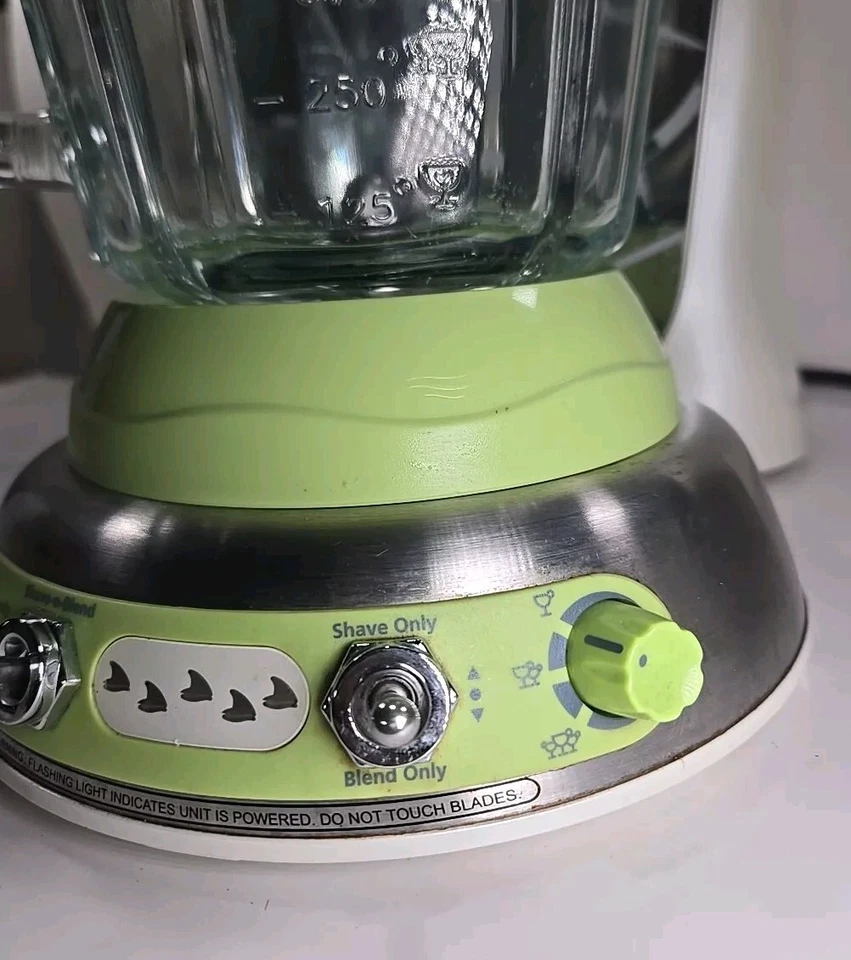 Máquina completa para hacer hielo Margaritaville Premium congelado DM1000 Foto 2 de 4