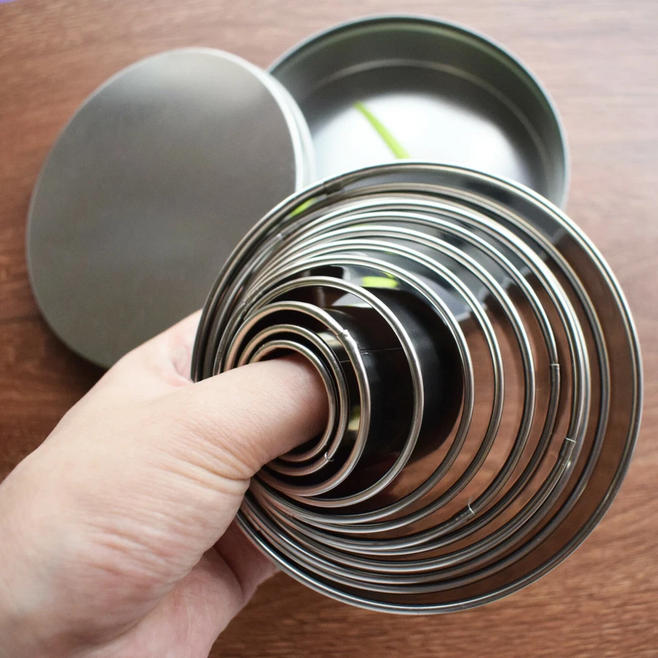 12PCS Stainless Steel Round Donut Cookie Biscuit Cutter Baking Mold with Tin Box - Image 4 of 4