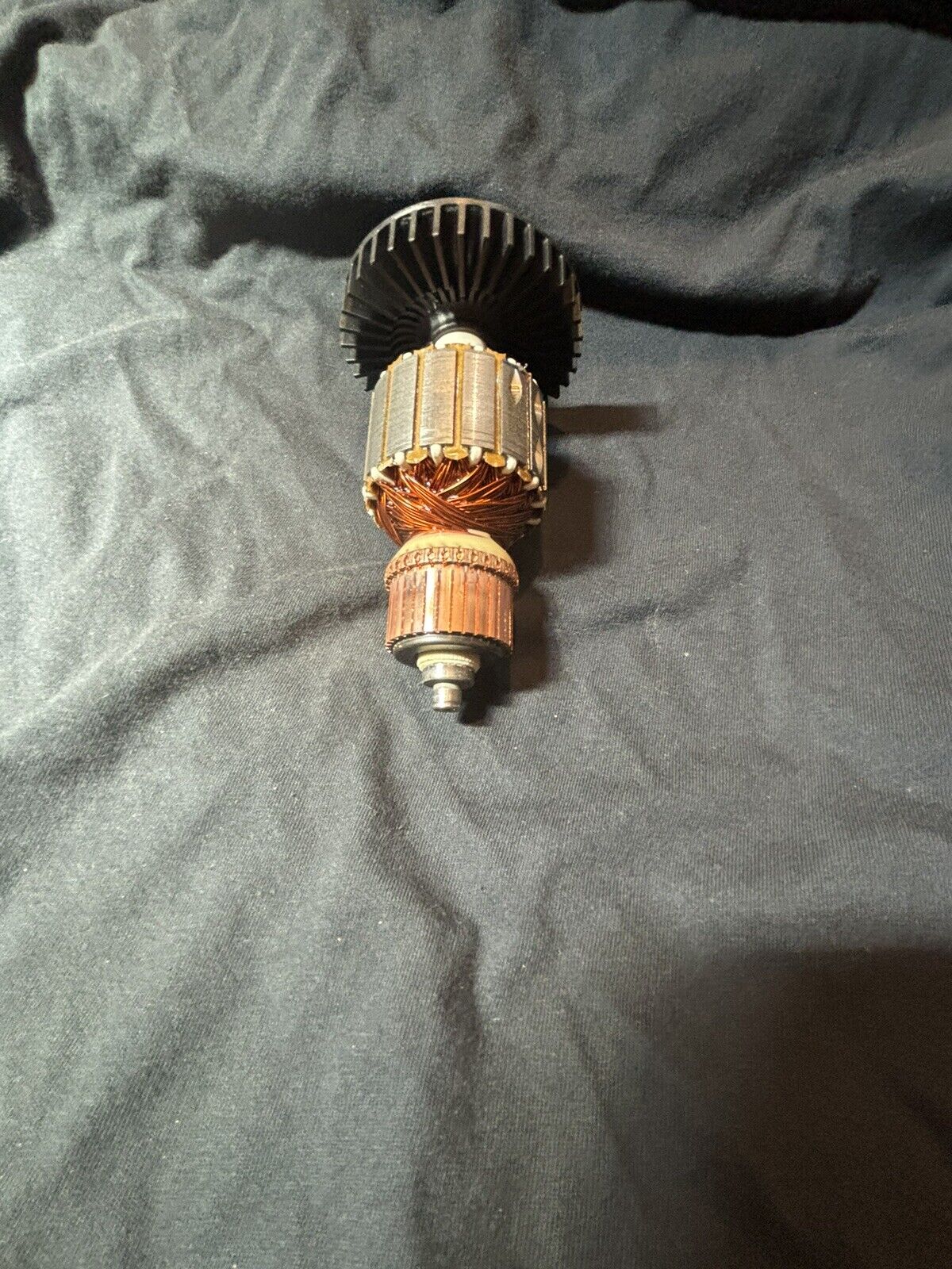 Picture 2 of 4
