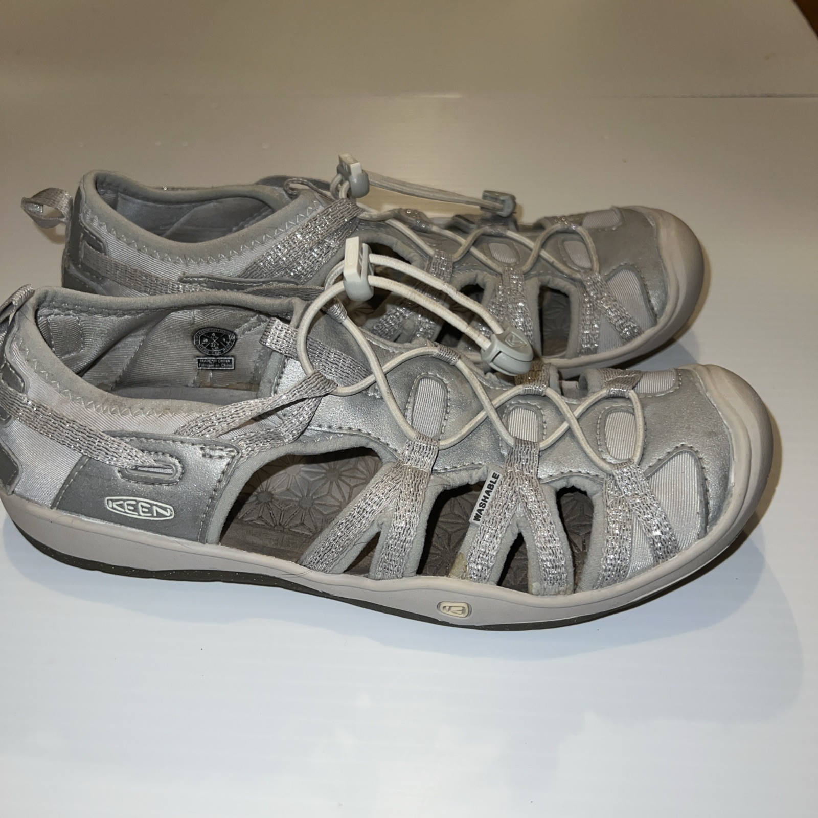 Sandali Keen donna ragazza taglia US 4 grigio chiaro argento scintillante