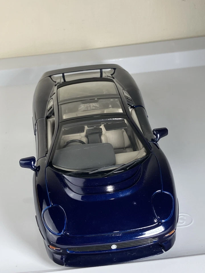 "Jaguar XJ220 1992 edición especial coche fundido a presión Maisto, 1:18-10"" azul metálico" Foto 4 de 4