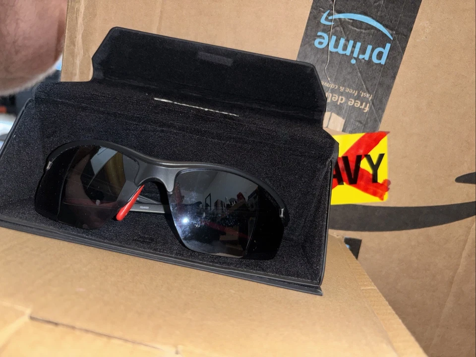 Champion CU8023CA Black Polarized Sun Shades With Black Champion Case - Image 2 of 4