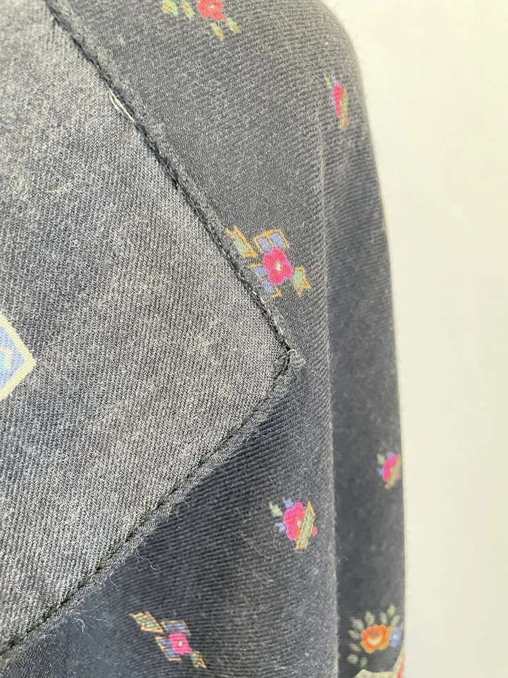 AS8# Eldarini Italy Wool Silk Paisley Floral Shawl Scarf Wrap Black Multicolor - Image 4 of 4