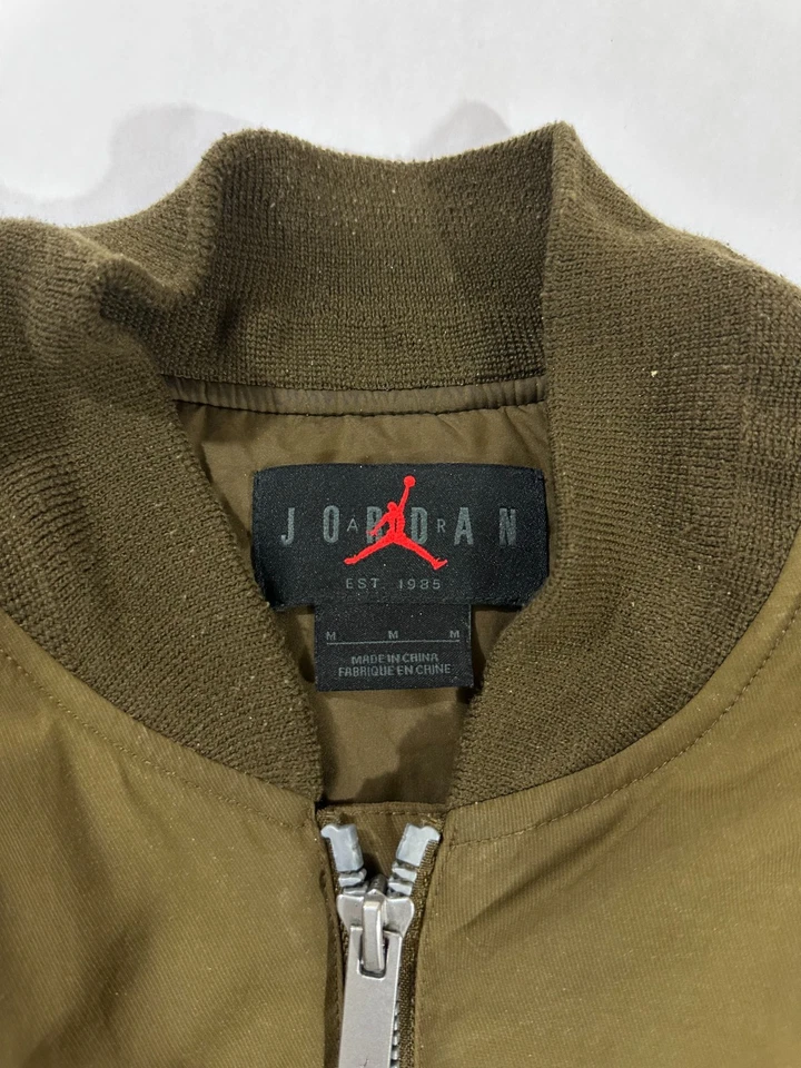 Jordan Flight Bomber Jacket Size M Green - Image 4 of 4