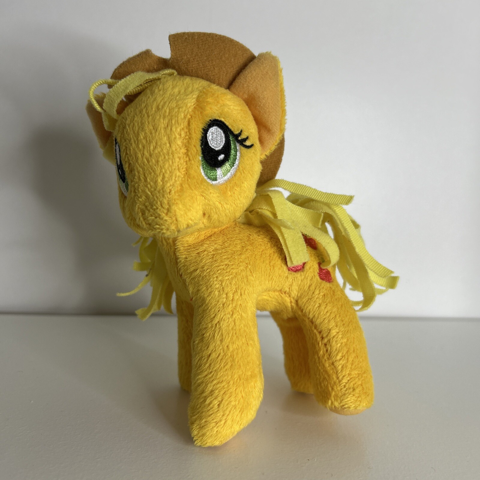 Peluche piccolo Hasbro My Little Pony Apple Jack 2013 con cappello da cowgirl