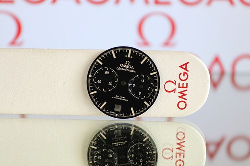 Quadrante nero 100% originale OMEGA per modelli di cronometro coassiale Speedmaster - Foto 2 di 6