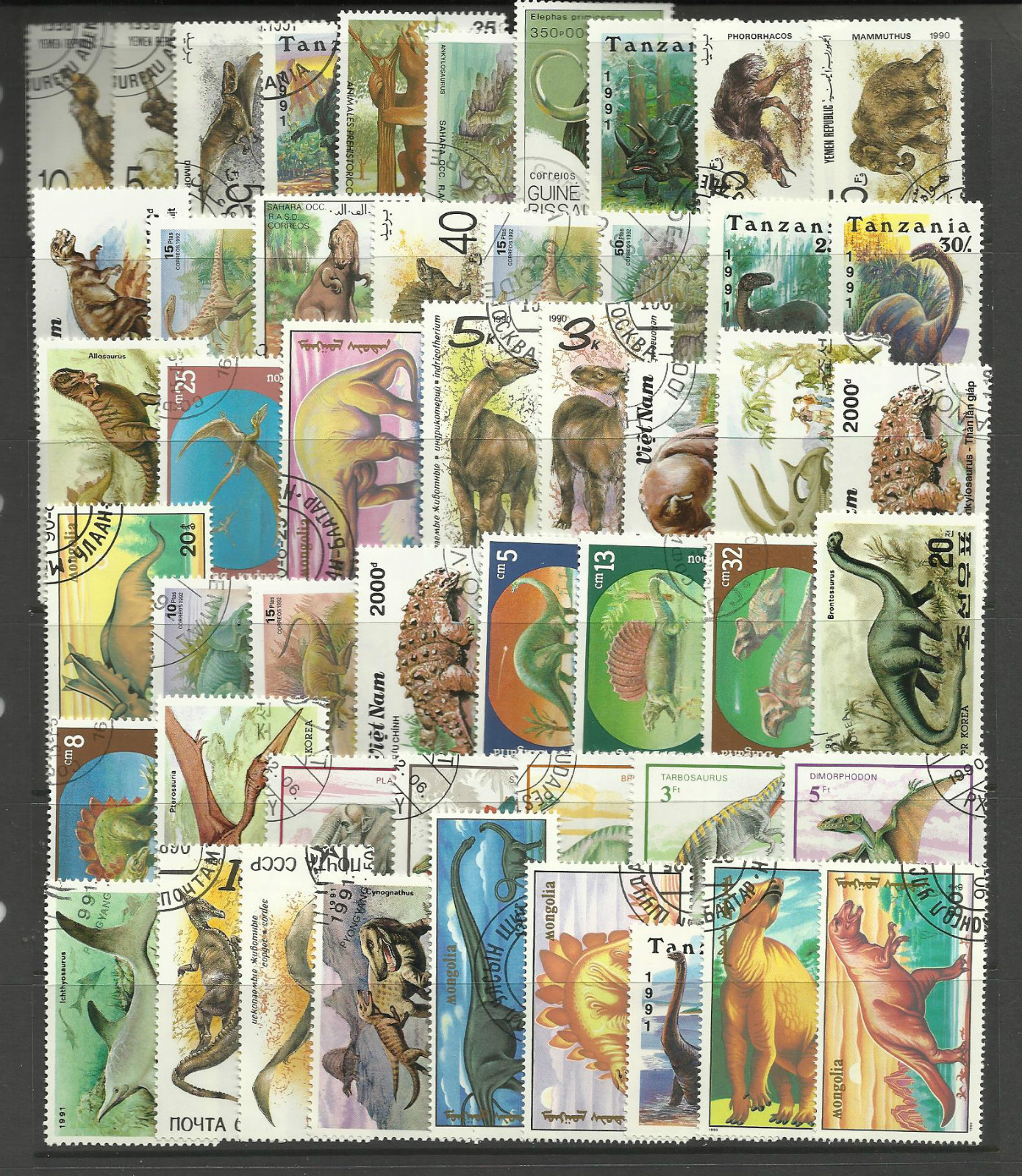 DINOSAURS Collection Packet of 50 Different WORLD Stamps