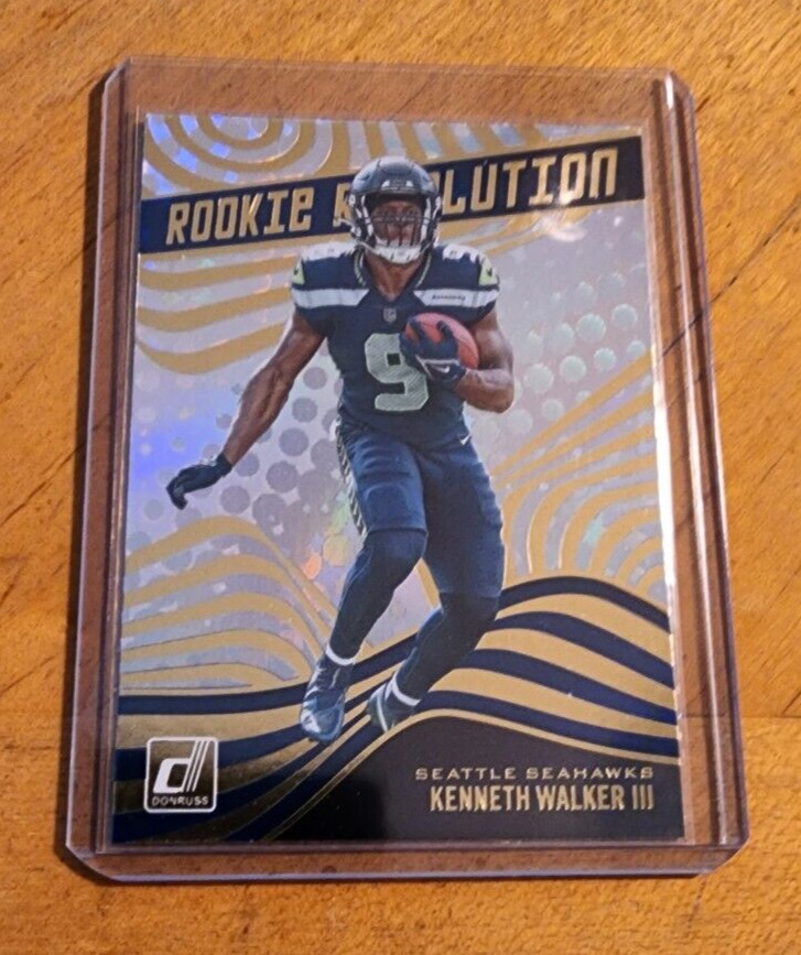 Kenneth Walker III (RC) 2022 Panini Donruss- Rookie Revolution Galactic #REV-17