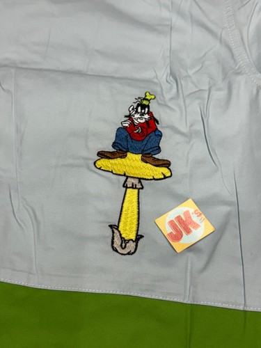 NEW Disney Shirt Adult XXL Blue Green Mickey & Co Embroidered Button Up Retro - Picture 14 of 17