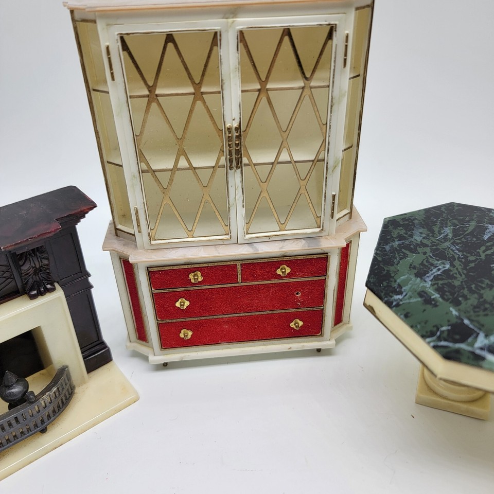 Petite Princess Fantasy Furniture Kitchen Fireplace Table Red Velvet