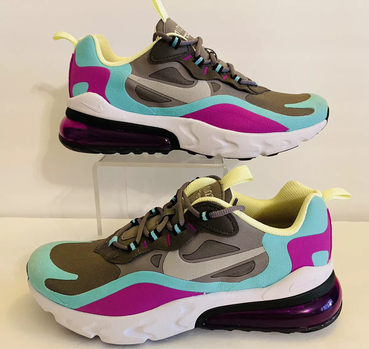 Nike top 270 gunsmoke