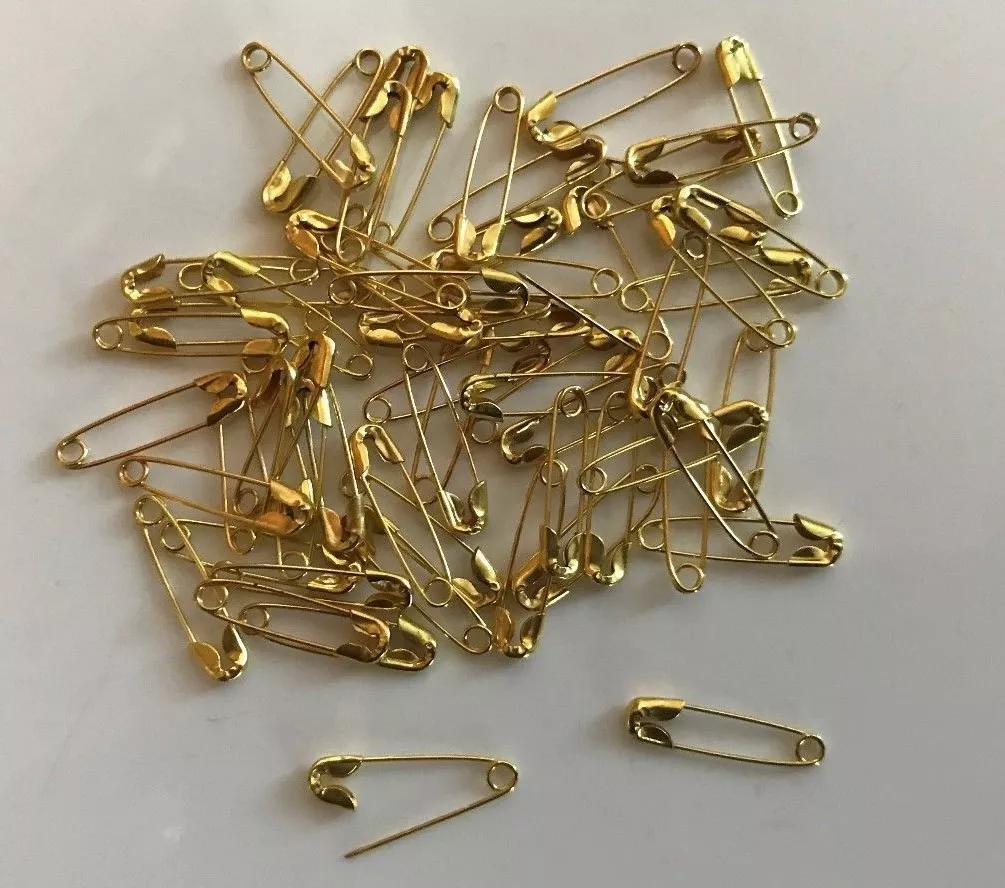 Bundle of 70 Pins Gold Safety Pin Sewing Crafting SAFETY LAUNDRY