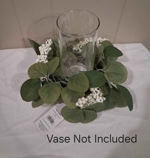 11-Inch Eucalyptus Wreaths with removable white berries set of 10 NEW