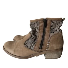 COOLWAY Women's  Leather Laser Crochet Lace  Ankle Booties Boots Size 40 9