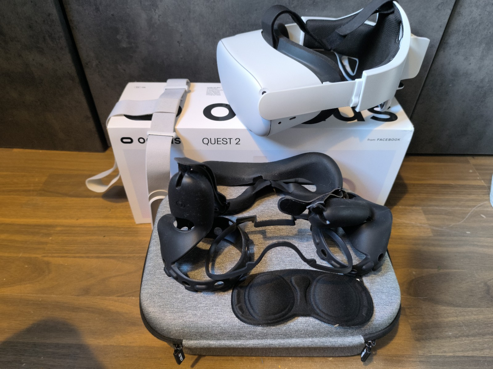 Meta Quest 64GB VR Headset Virtual Reality Mit Viel Zubehör Sehr