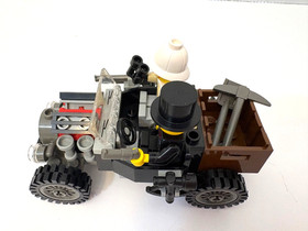 LEGO 5909 Treasure Raiders 1998 Adventurers 100% Complete w/Box Mummy Storage