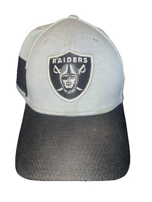 New Era 39Thirty Oakland Las Vegas Raiders Fitted Black And Silver Hat Cap l/xl