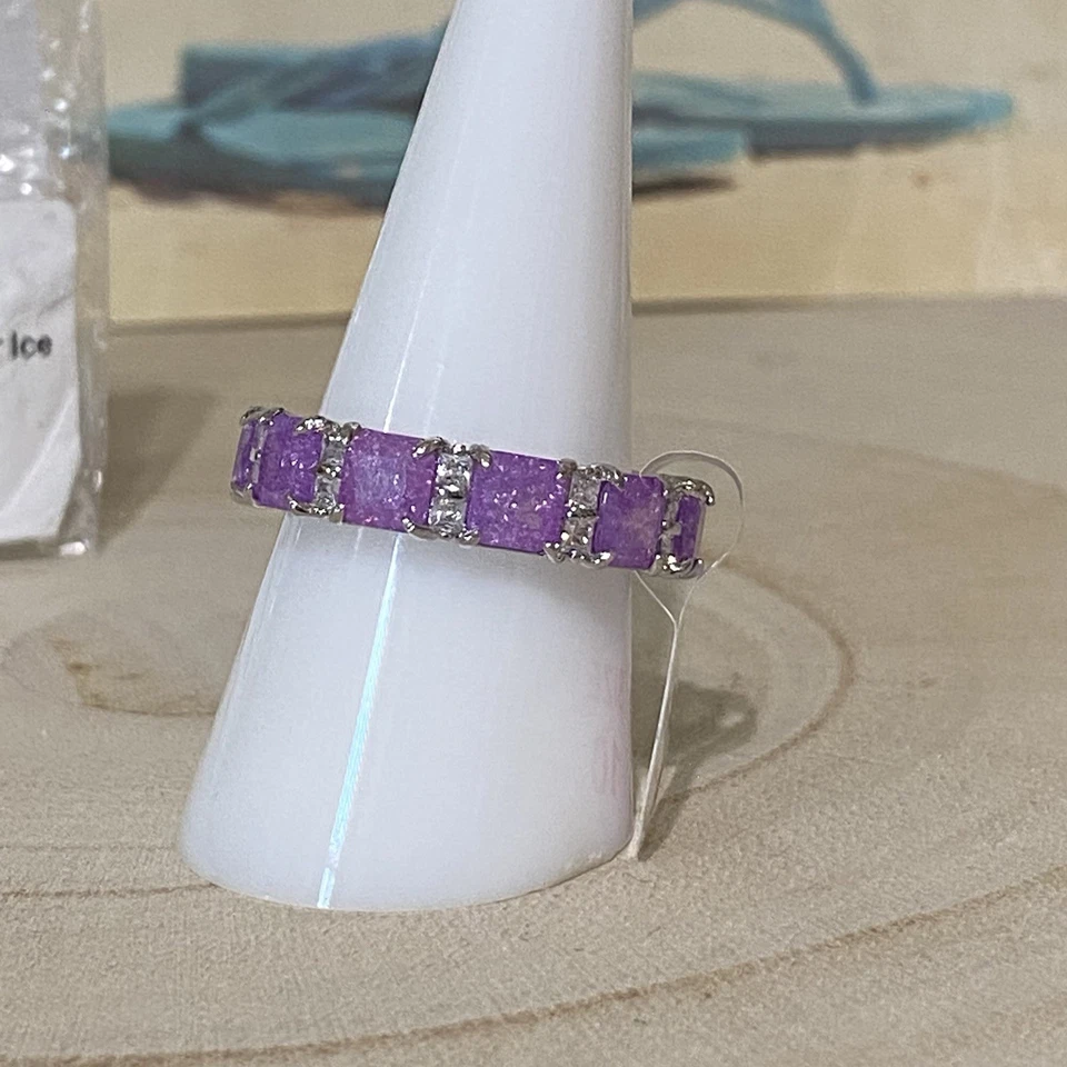 Anillo Bomb Party “Uptown Glamour” Lavanda Cristal de Hielo Circonita Talla 10 Banda Rodio Foto 3 de 4