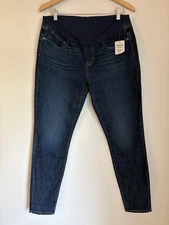 Signature by Levi Strauss & Co. Gold Label Womens Maternity Skinny Jeans Large