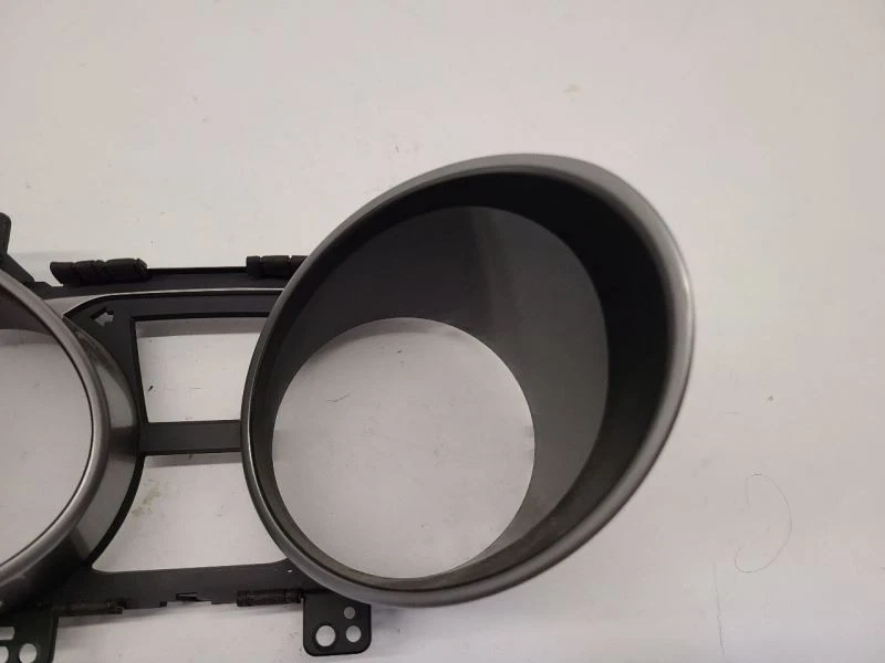 Bisel velocímetro Hyundai Tucson 2010-2015 Foto 4 de 4