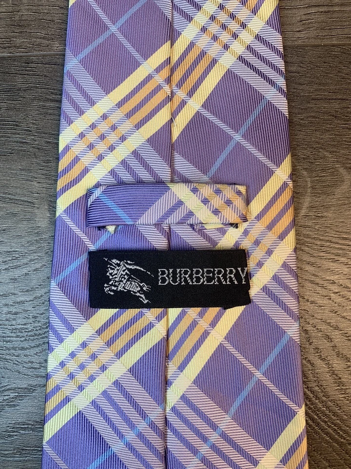 Corbata BURBERRY ancha clásica 100 % seda hecha a mano Foto 4 de 4