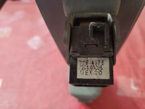 2008 - 2012 Chevy Chevrolet Malibu LH Rear Pullcup W Switch Grey Titanium Color - Picture 6 of 6