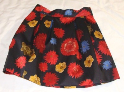 H&M Multi-Color FLORAL Print SATIN Feel Stiff PLEATED Party SKIRT Sz 8 (17.5'')