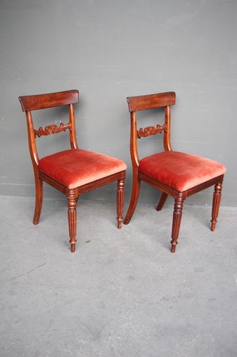 Antique Georgian pair of Regency chairs in solid mahogany carved back splat 1820 - Picture 3 of 9